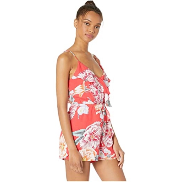 Cupcakes and Cashmere Hibiscus Romper Revolve - Picture 2 of 11